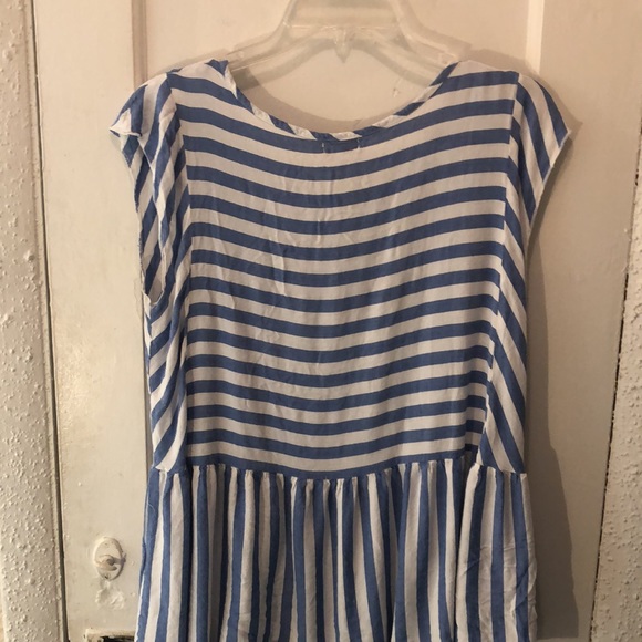 PINKO 1988, SZ M, 100% rayon zero flaws flare at the bottom. - Picture 5 of 6